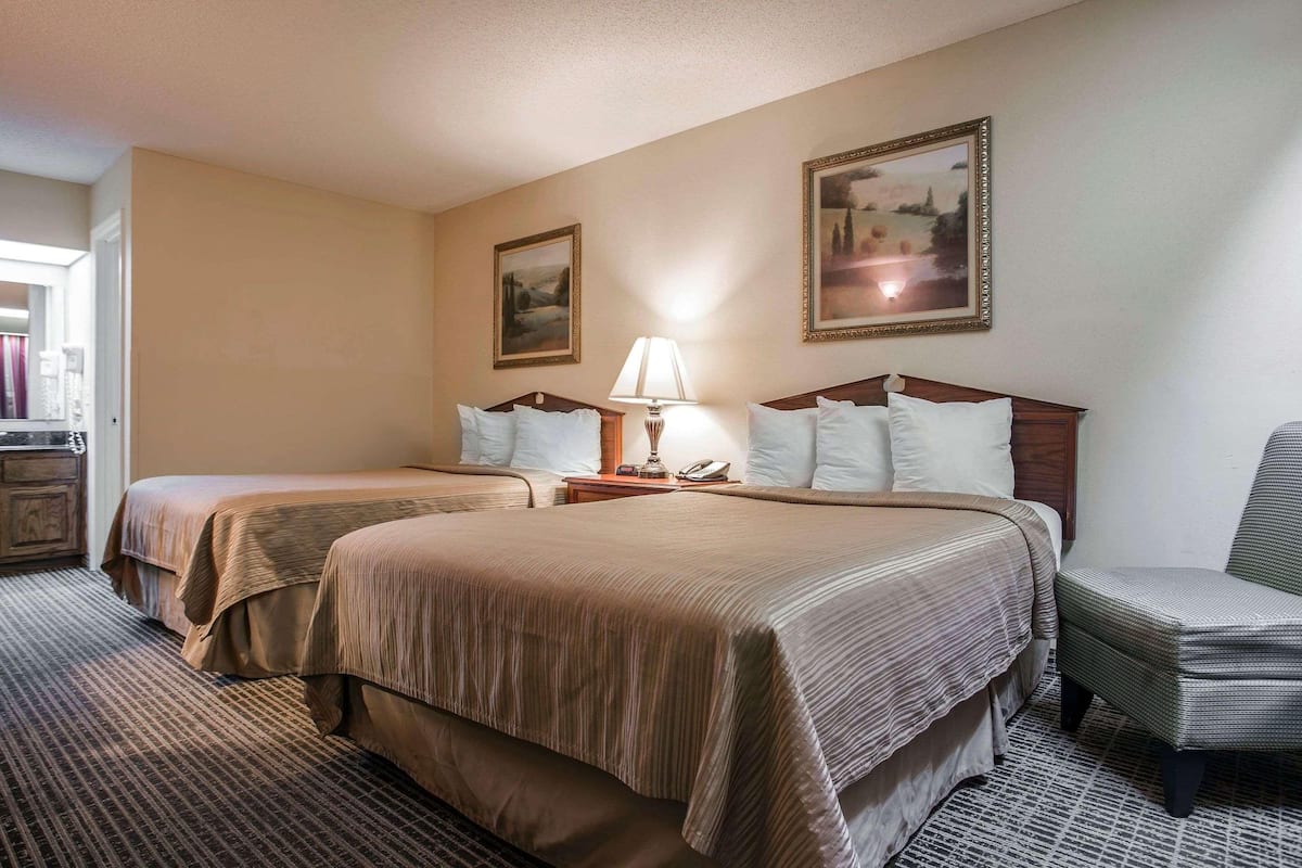 Pillowtop beds, desk, iron/ironing board, WiFi (free)