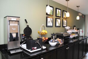 Petit déjeuner buffet compris tous les jours