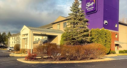 Sleep Inn & Suites Queensbury - Lake George