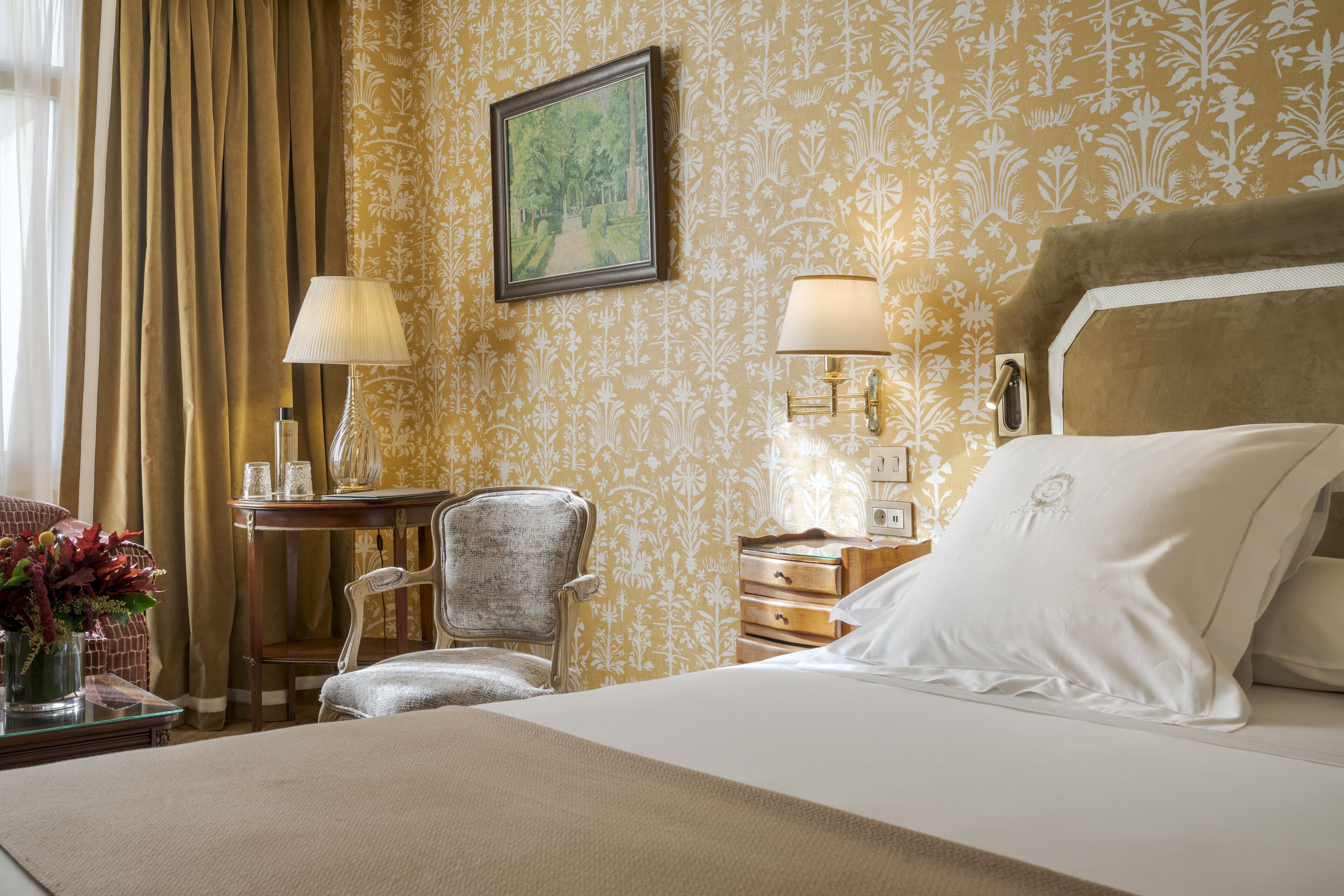 superior double room (with extra bed) | 2 bedrooms, premium bedding, minibar, in-room safe