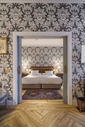 Deluxe Suite | Premium bedding, minibar, in-room safe, desk