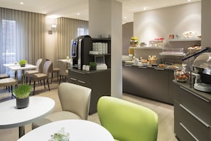 Daily buffet breakfast (EUR 15 per person)