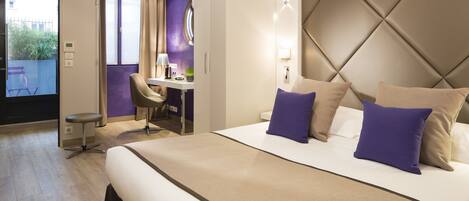 더블룸 (Privilege) | 미니바, 객실 내 금고, 책상, 방음 설비