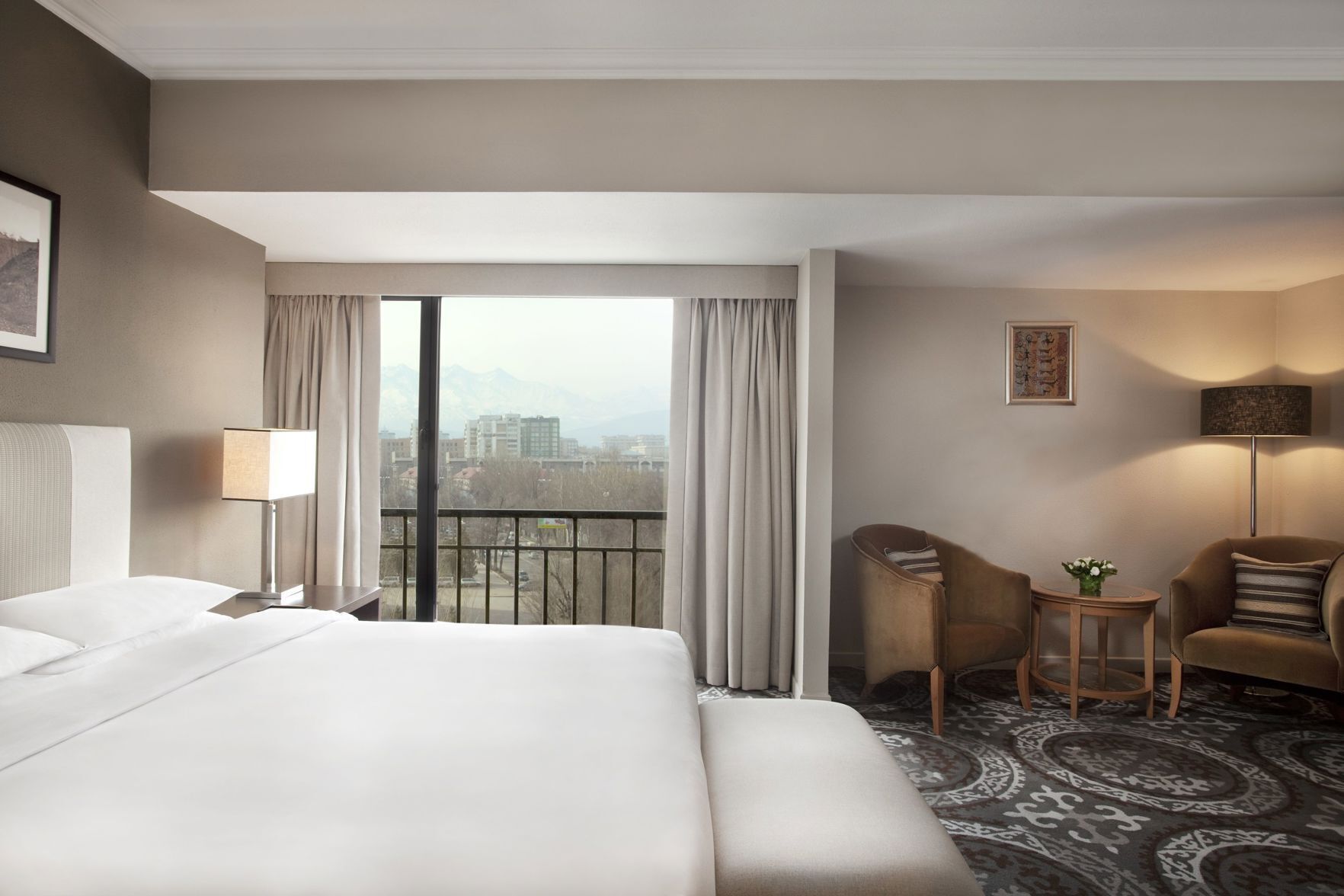 Minibar, in-room safe, desk, soundproofing