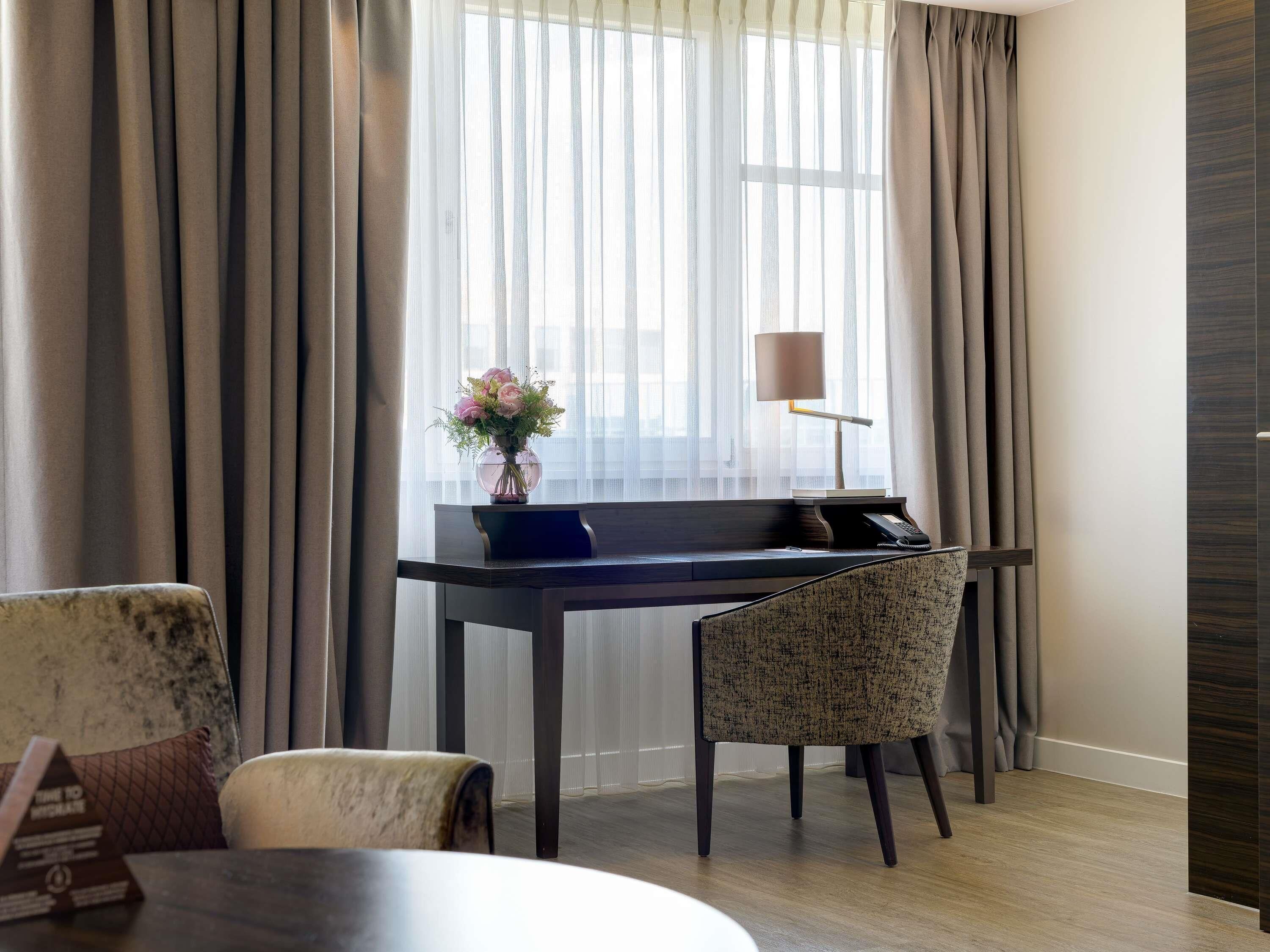 Superior Suite | Hypo-allergenic bedding, minibar, in-room safe, individually decorated