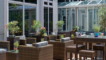 Dinner served, international cuisine, garden views