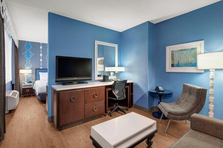 Fairfield Inn Suites Chicago Downtown Magnificent Mile - Image 16