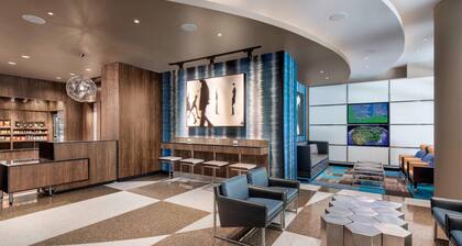 Fairfield Inn & Suites Chicago Downtown / Magnificent Mile