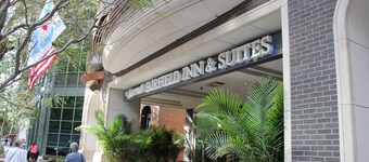 Fairfield Inn & Suites Chicago Downtown / Magnificent Mile