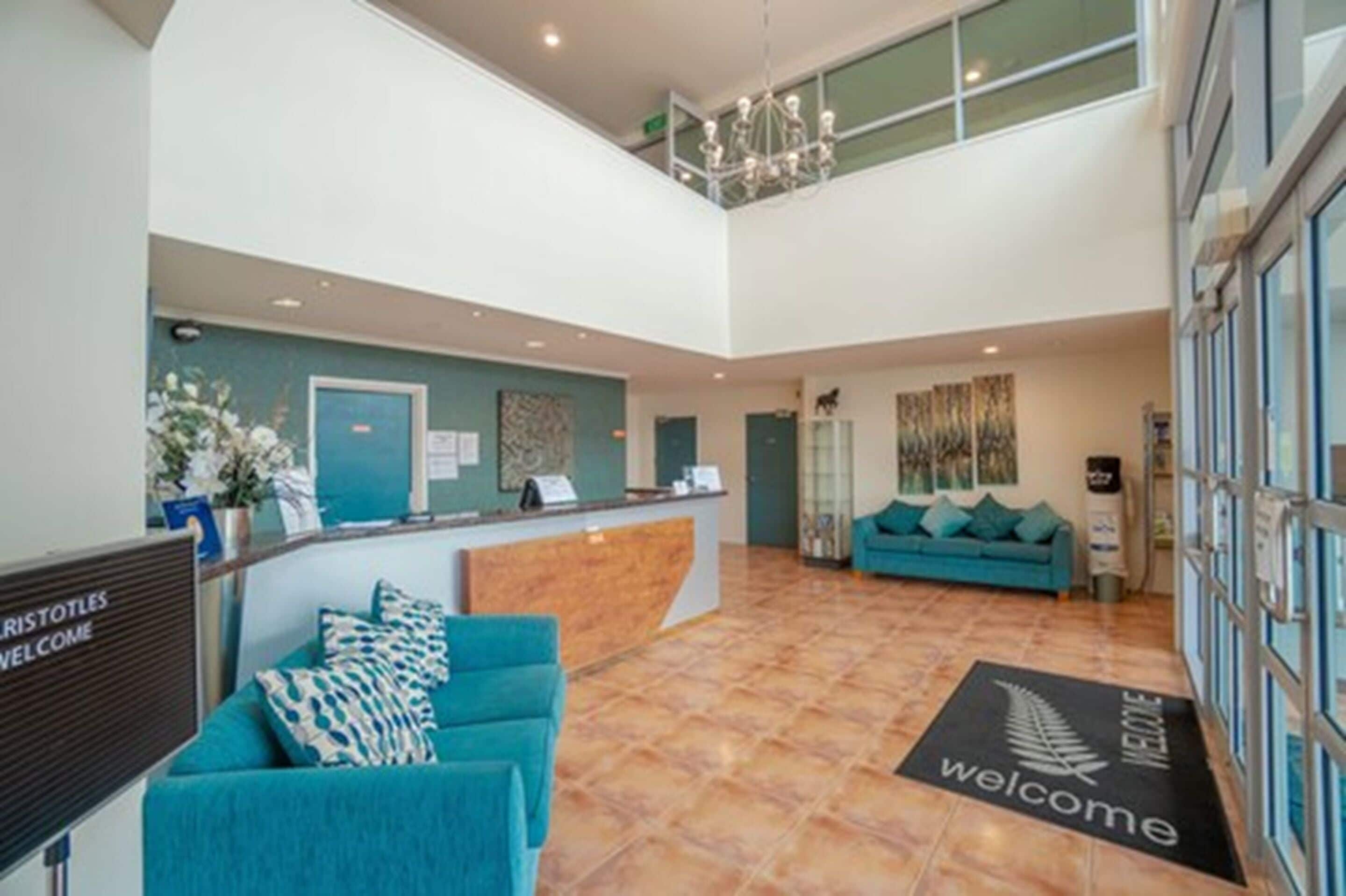 Photo - Aristotles North Shore