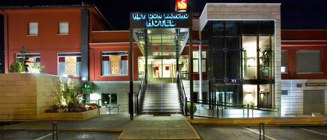 Front of property – evening/night