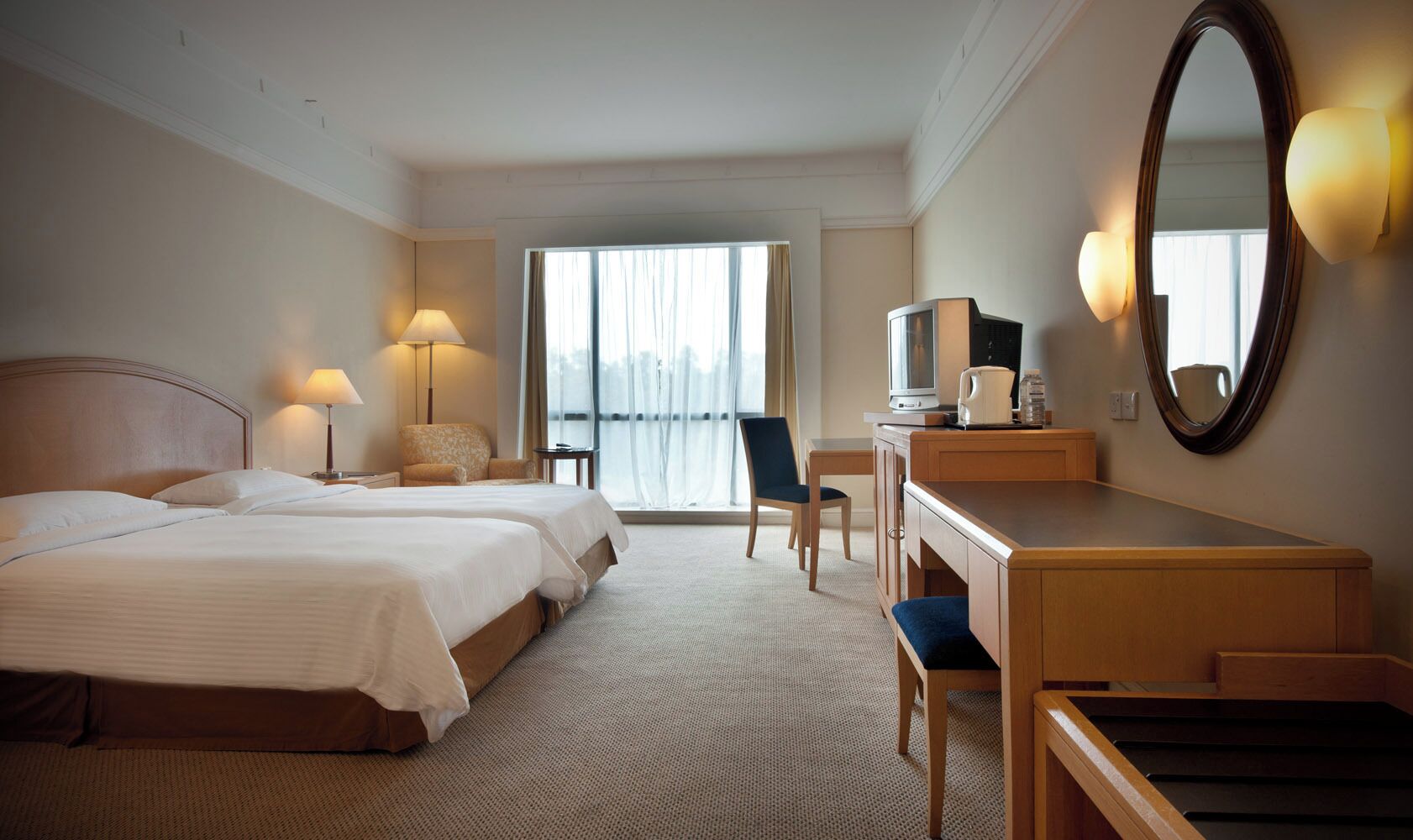 Minibar, in-room safe, desk, iron/ironing board