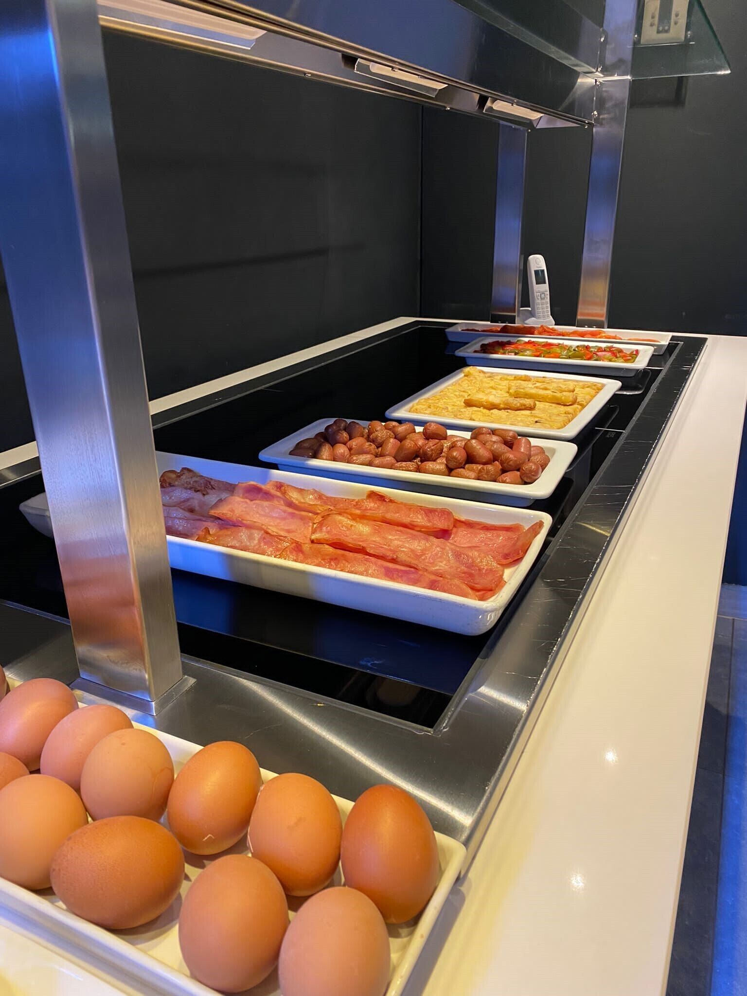 daily buffet breakfast (eur 11 per person)