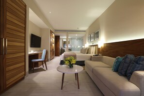 1 bedroom, in-room safe, iron/ironing board, WiFi