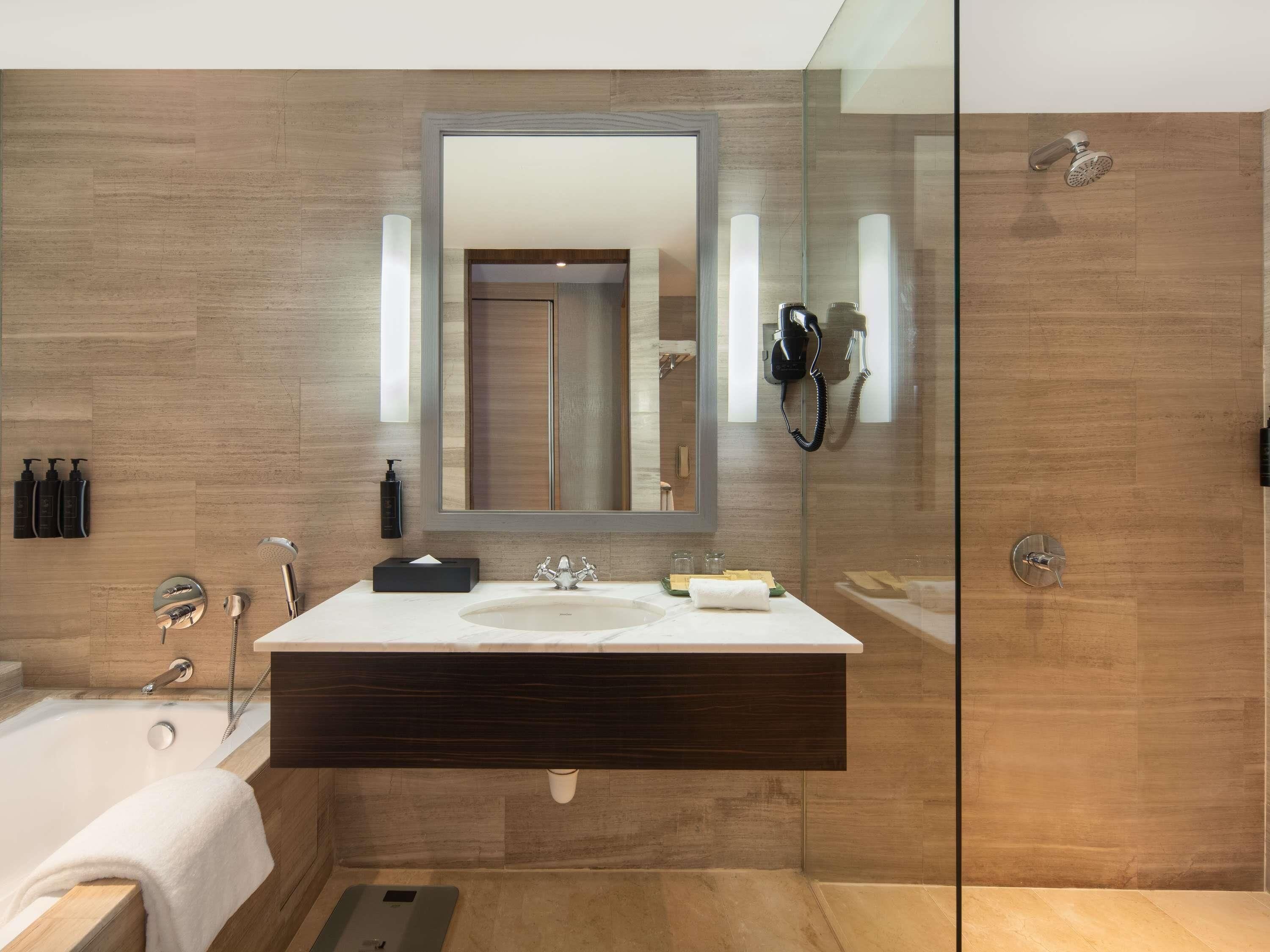 junior suite, 1 king bed | 1 bedroom, in-room safe, desk, blackout curtains