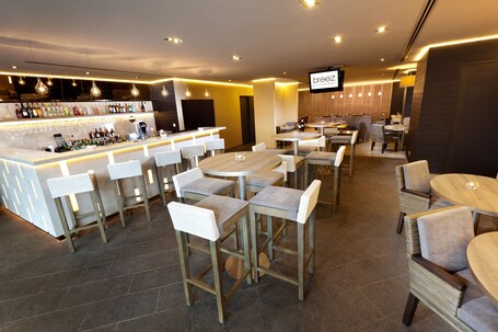 Grand Mercure Singapore Roxy - Image 63