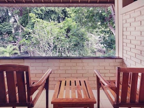 Superior-rum - 1 kingsize-säng | Minibar, värdeförvaringsskåp på rummet och skrivbord