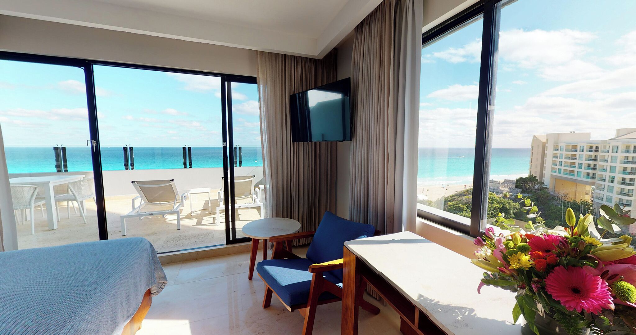 Family Suite with Terrace Ocean Front | Terrace/patio