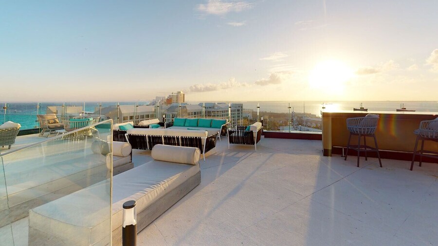 Park Royal Beach Cancun - All Inclusive