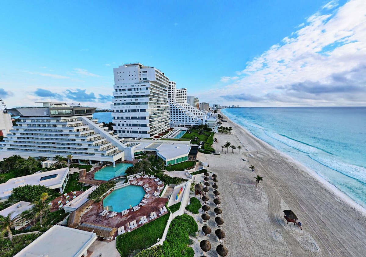 Park Royal Beach Cancun