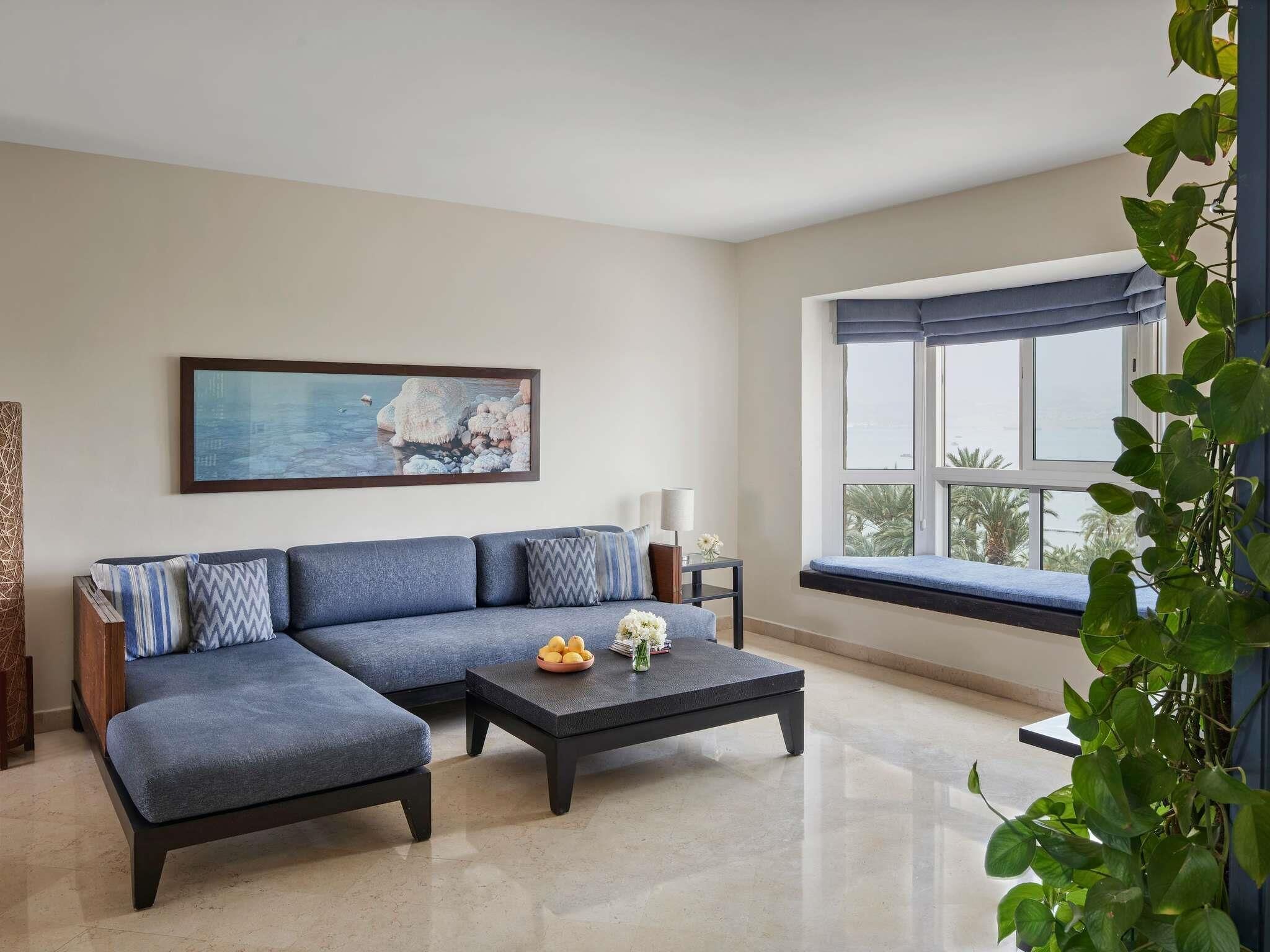 อพาร์ทเมนท์, 2 ห้องนอน (Residence) | ตู้นิรภัยในห้องพัก, โต๊ะทำงาน, พื้นที่ทำงานแบบใช้แล็ปท็อป, ผ้าม่านกันแสง