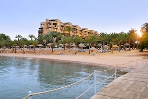 Private beach, sun-loungers, beach umbrellas, beach towels