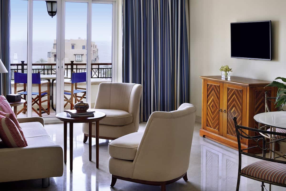 1 bedroom, in-room safe, desk, laptop workspace
