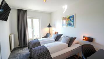 Phòng dành cho gia đình | Bàn, phòng cách âm, truy cập Internet không dây miễn phí