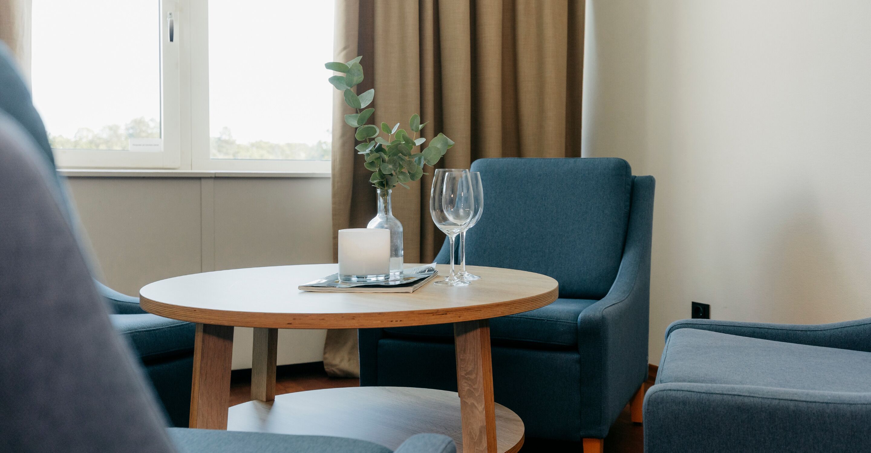 Superior Room | Living area | Flat-screen TV