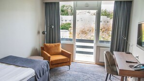 In-room safe, desk, free WiFi, bed sheets