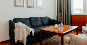 Habitación familiar | Caja de seguridad en la habitación, escritorio y wifi gratis 