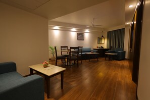 Chambre Prestige | Literie de qualité, coffre-fort, système d’insonorisation