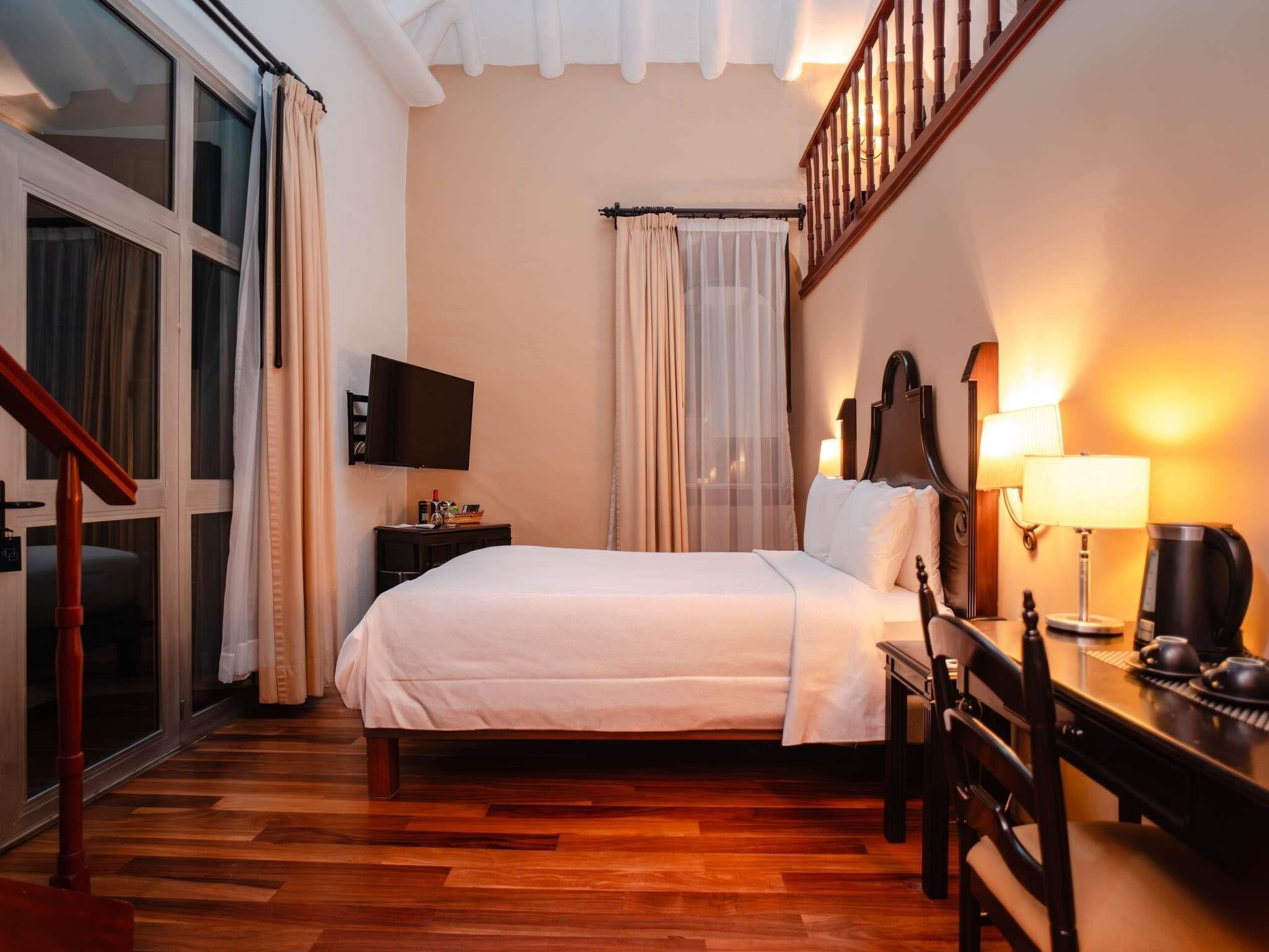 Family Duplex, 1 Queen Bed (Colonial)