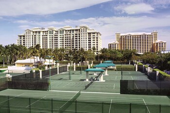 Tennis court at The Ritz-Carlton Key Biscayne, Miami