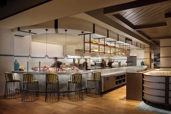 Bar (on property) at The Ritz-Carlton Key Biscayne, Miami