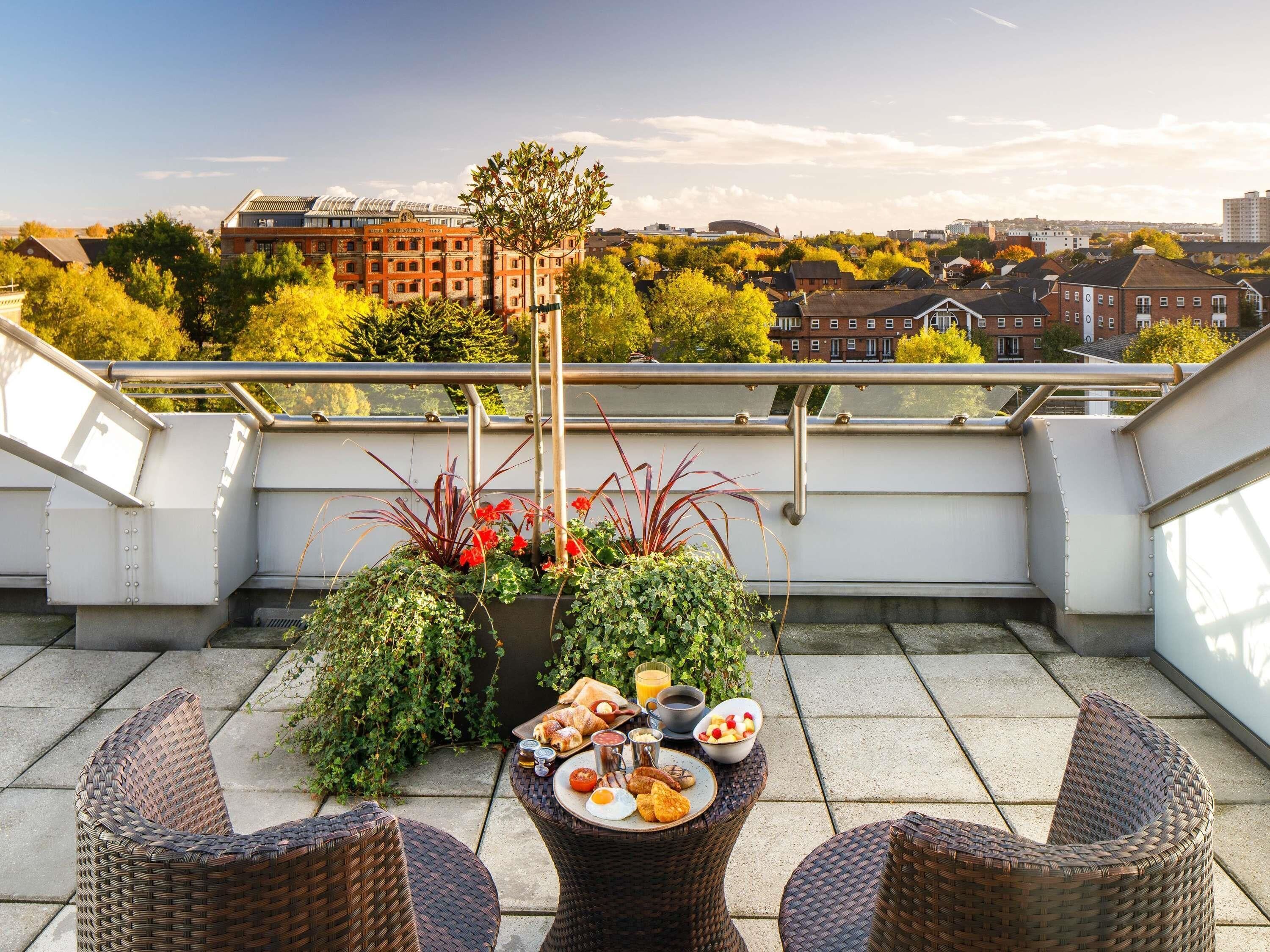 In-room safe, desk, laptop workspace, blackout drapes