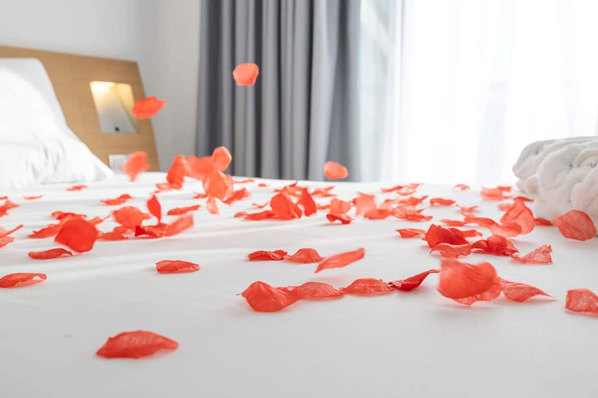 Caja de seguridad en la habitación y escritorio