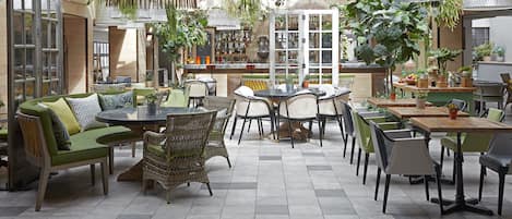 2 Restaurants, Frühstück, Mittagessen, Abendessen, mediterrane Küche