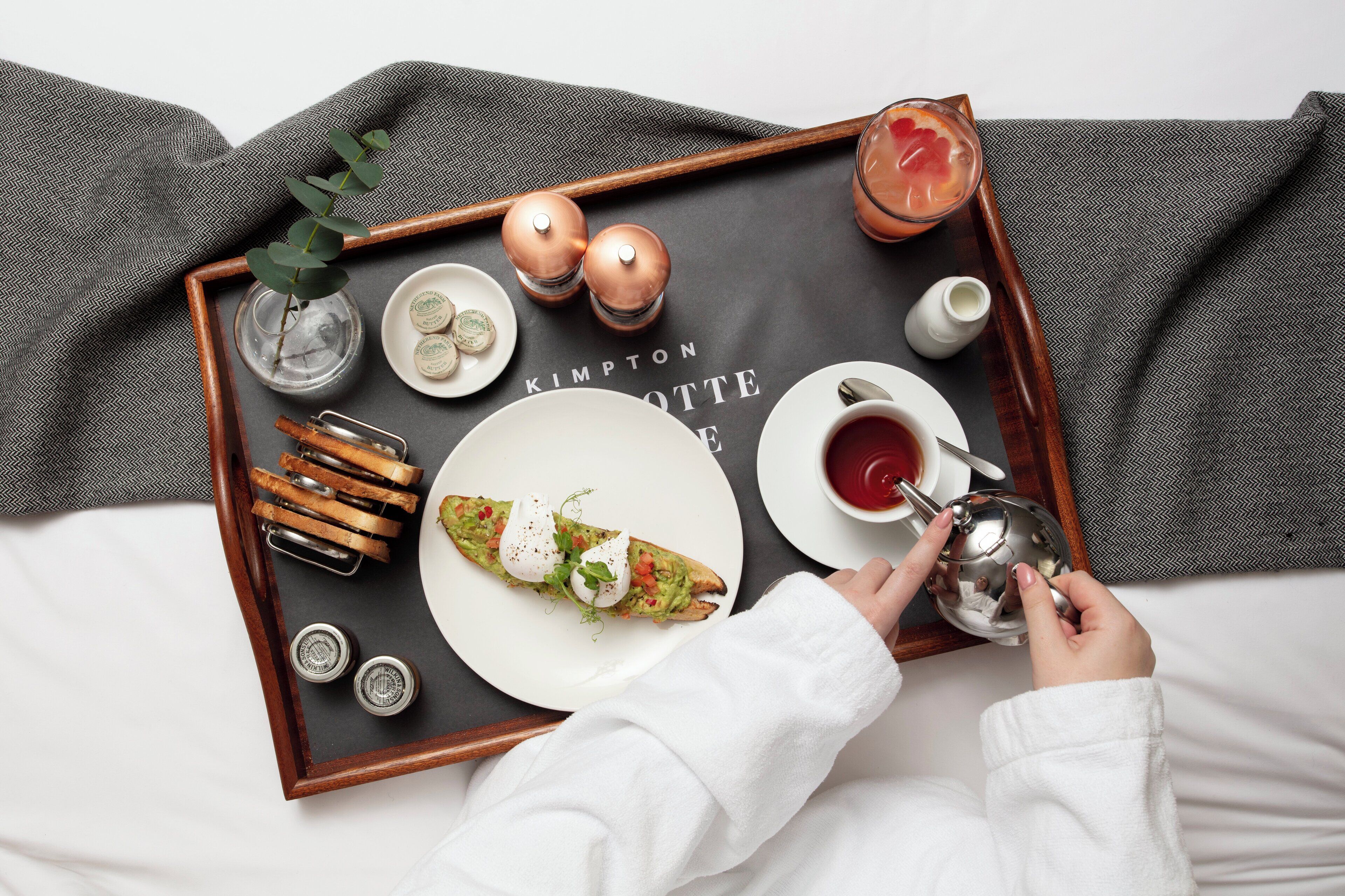 客房服务 - 用餐