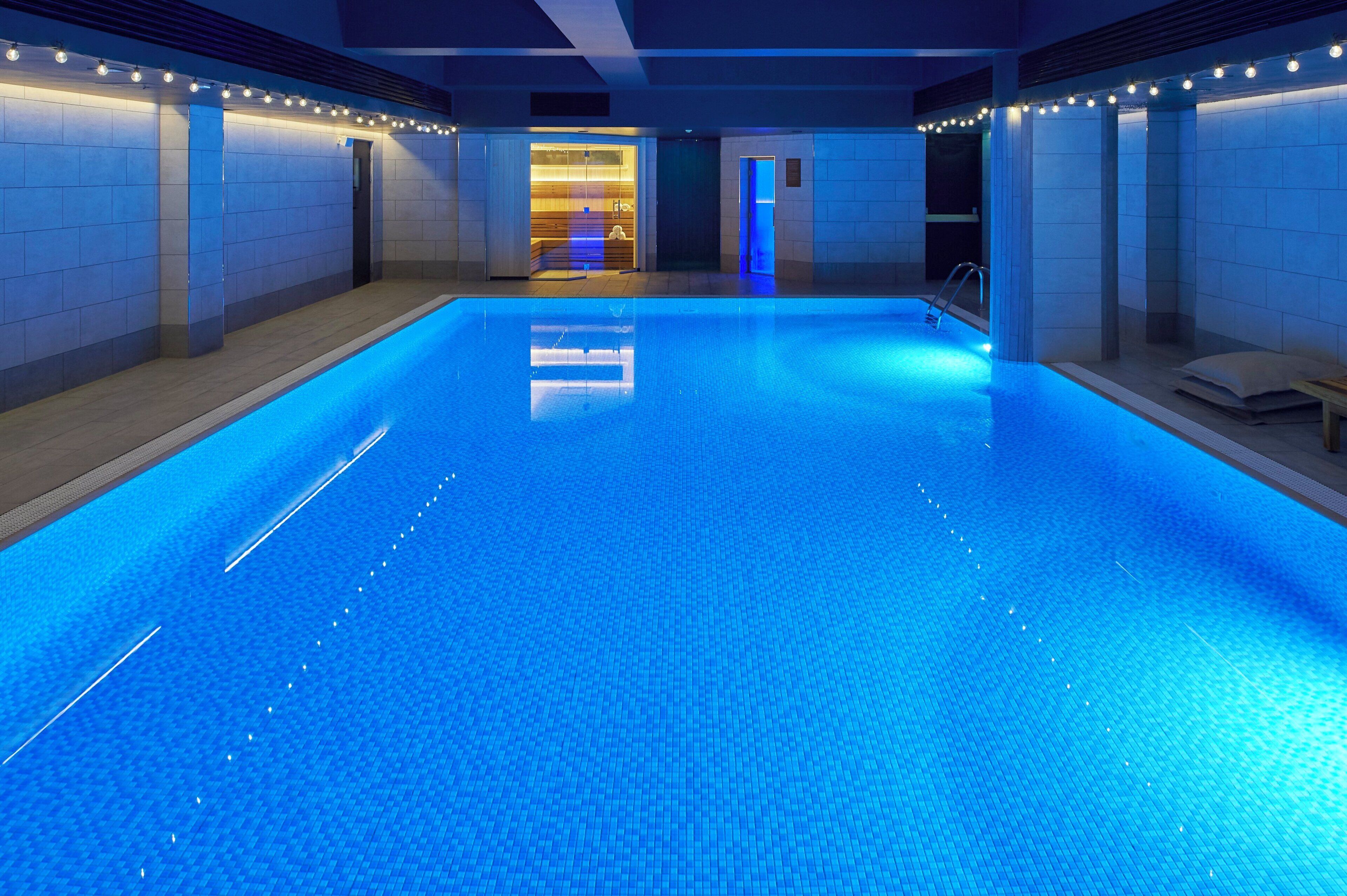 Piscina de natación o entrenamiento