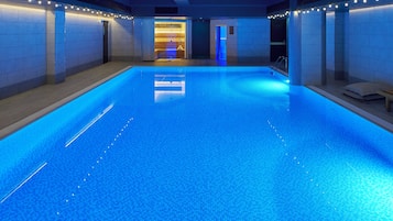Piscina de natación o entrenamiento