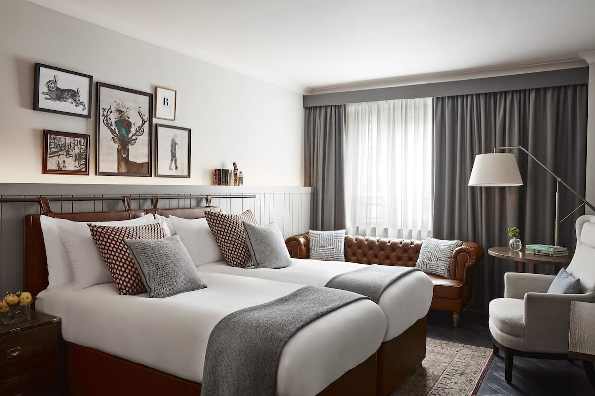 1 habitación, ropa de cama hipoalergénica y colchones con pillow-top