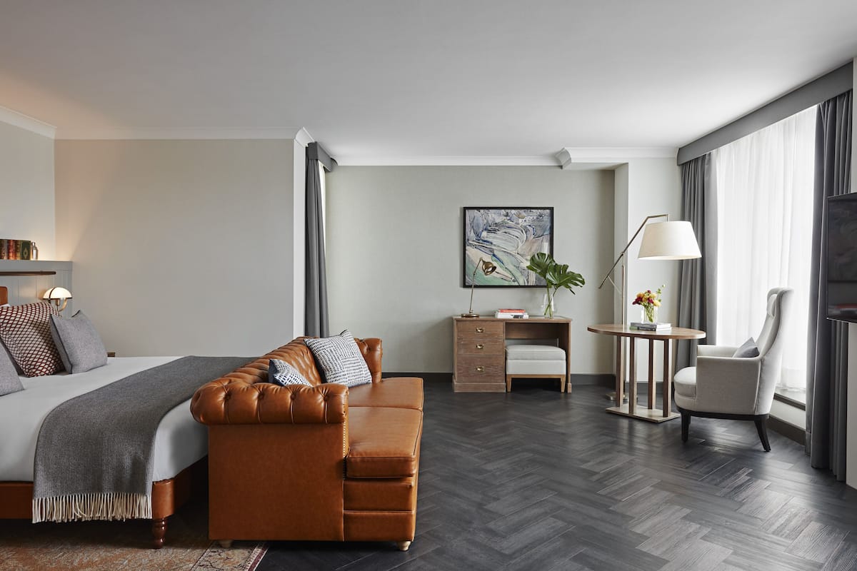 1 habitación, ropa de cama hipoalergénica y colchones con pillow-top