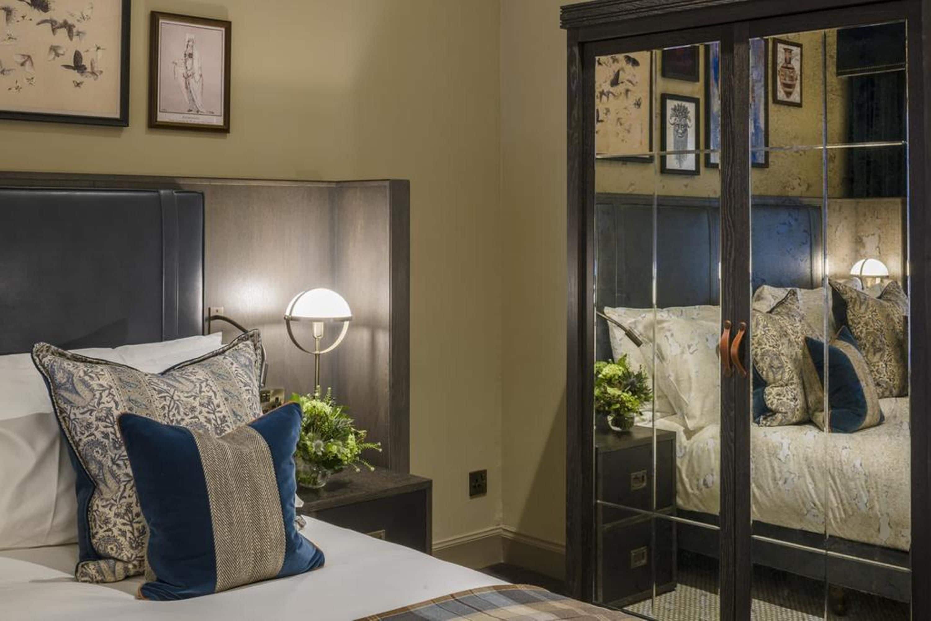 Hypo-allergenic bedding available, pillowtop beds, in-room safe, desk