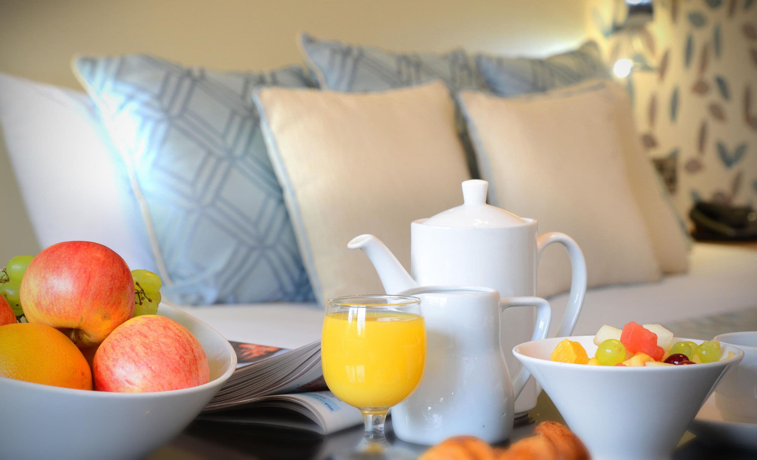 1 bedroom, premium bedding, desk, blackout curtains