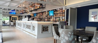 Mill Park Hotel