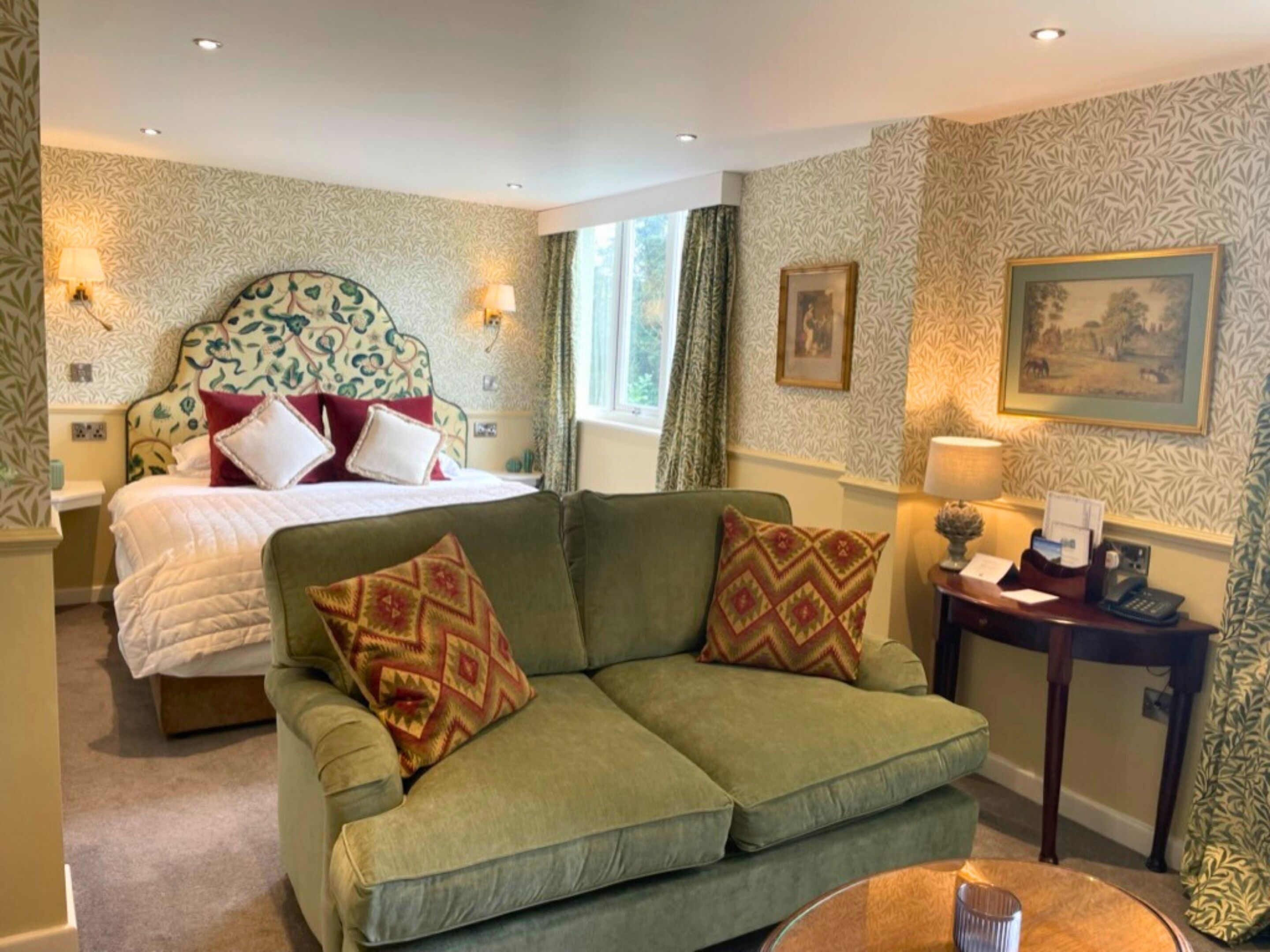 Hypo-allergenic bedding, iron/ironing board, free WiFi, bed sheets