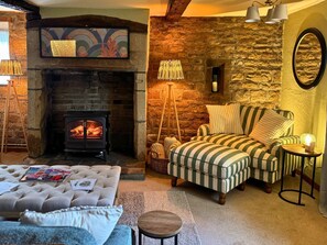 Masajes de tejido profundo, masajes prenatales, tratamientos faciales