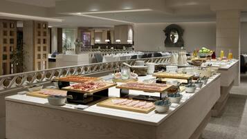 Tägliches Frühstücksbuffet gegen Gebühr