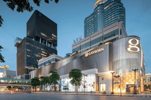 Shopping centre - The Athenee Hotel, a Luxury Collection Hotel, Bangkok (Bangkok)